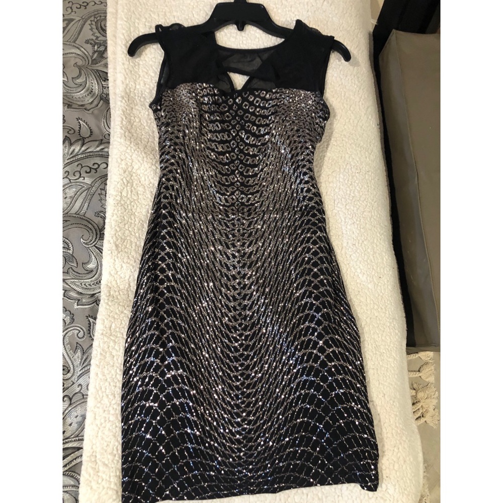Women’s black sparkly cocktail dress size 3/4